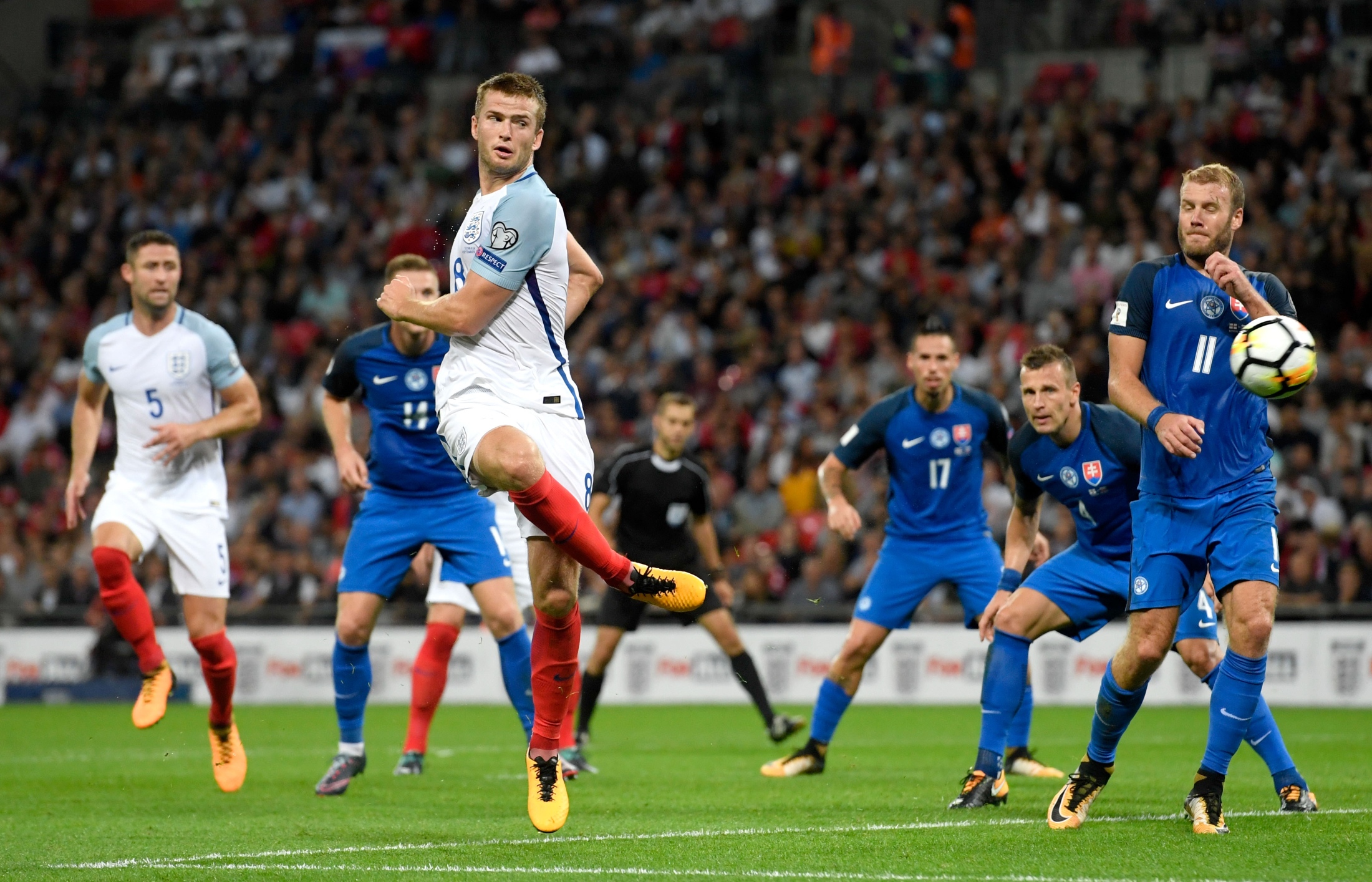 队的防守意 队的防守意