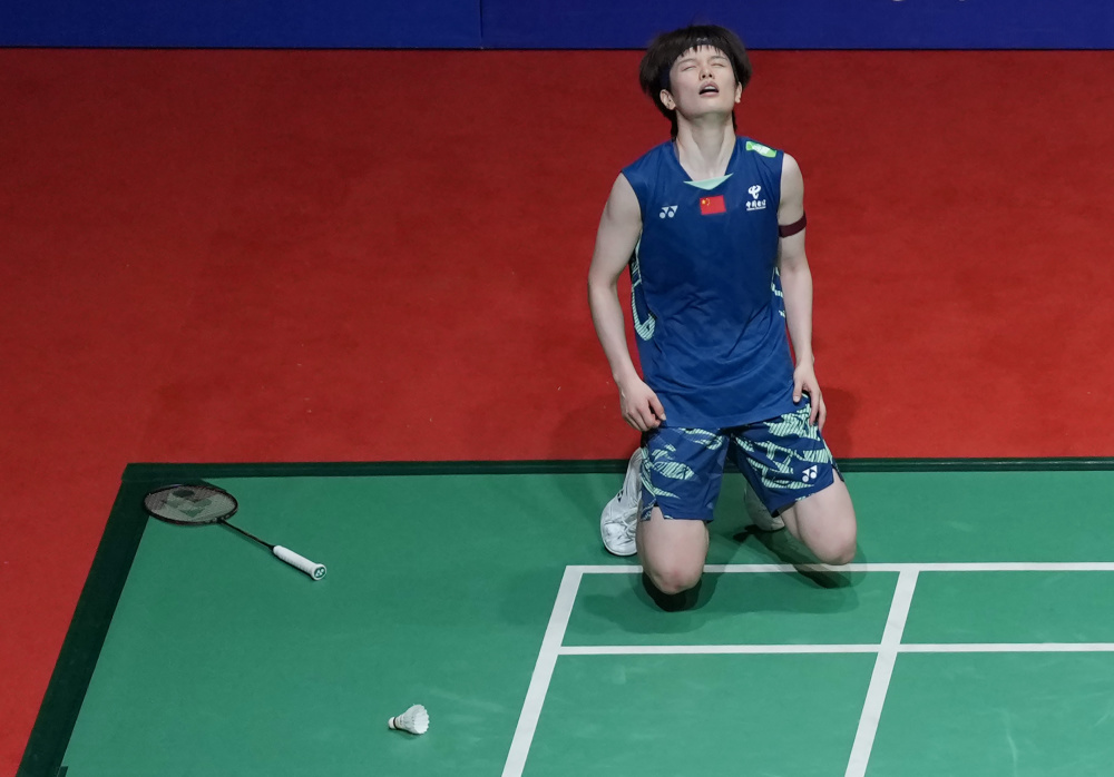 更因其对中 更因其对中