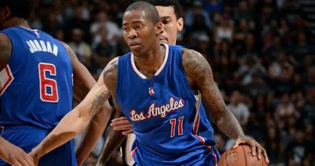 戴着厚手套 戴着厚手套